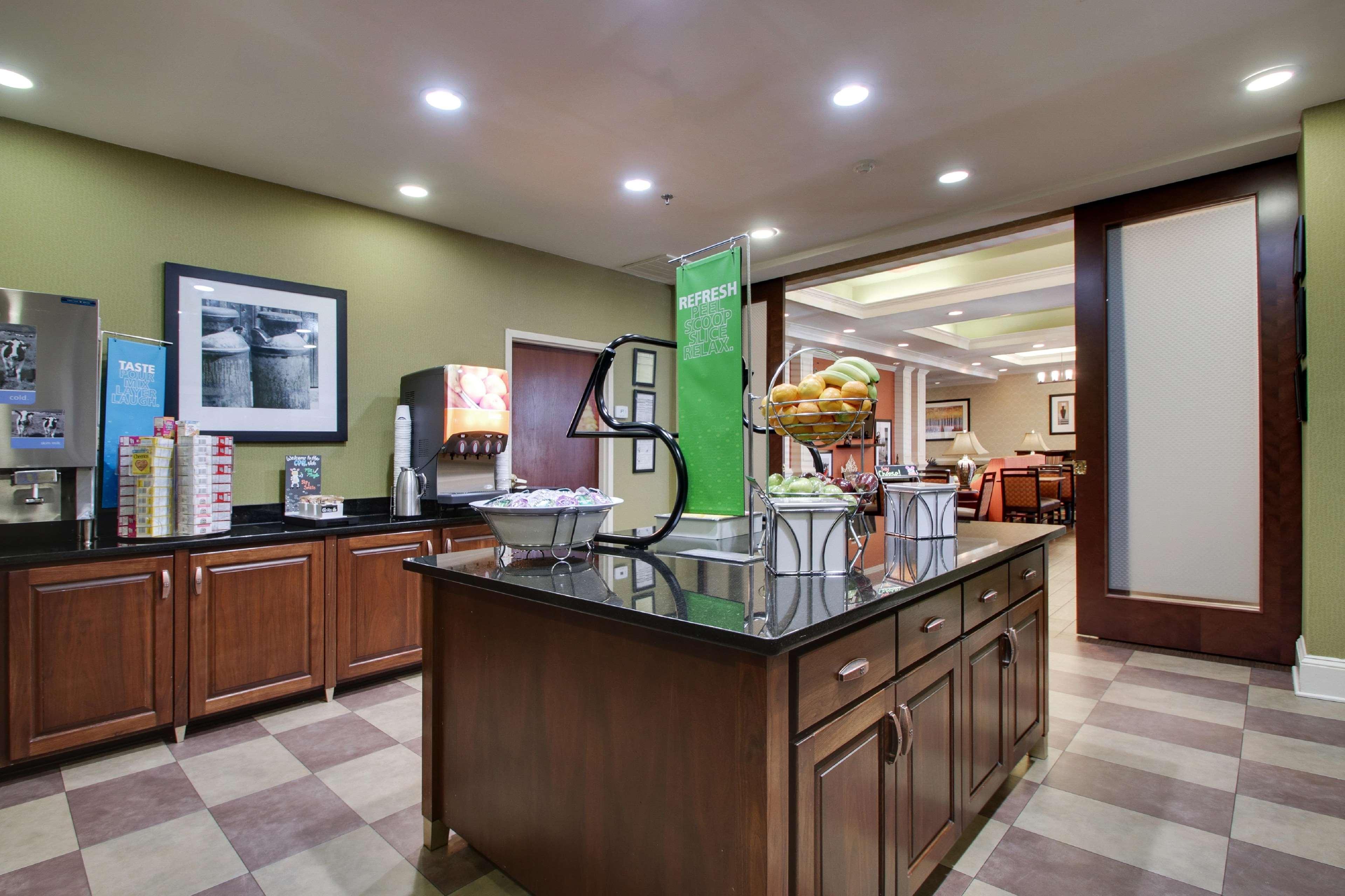 Hampton Inn Warner Robins Exterior foto