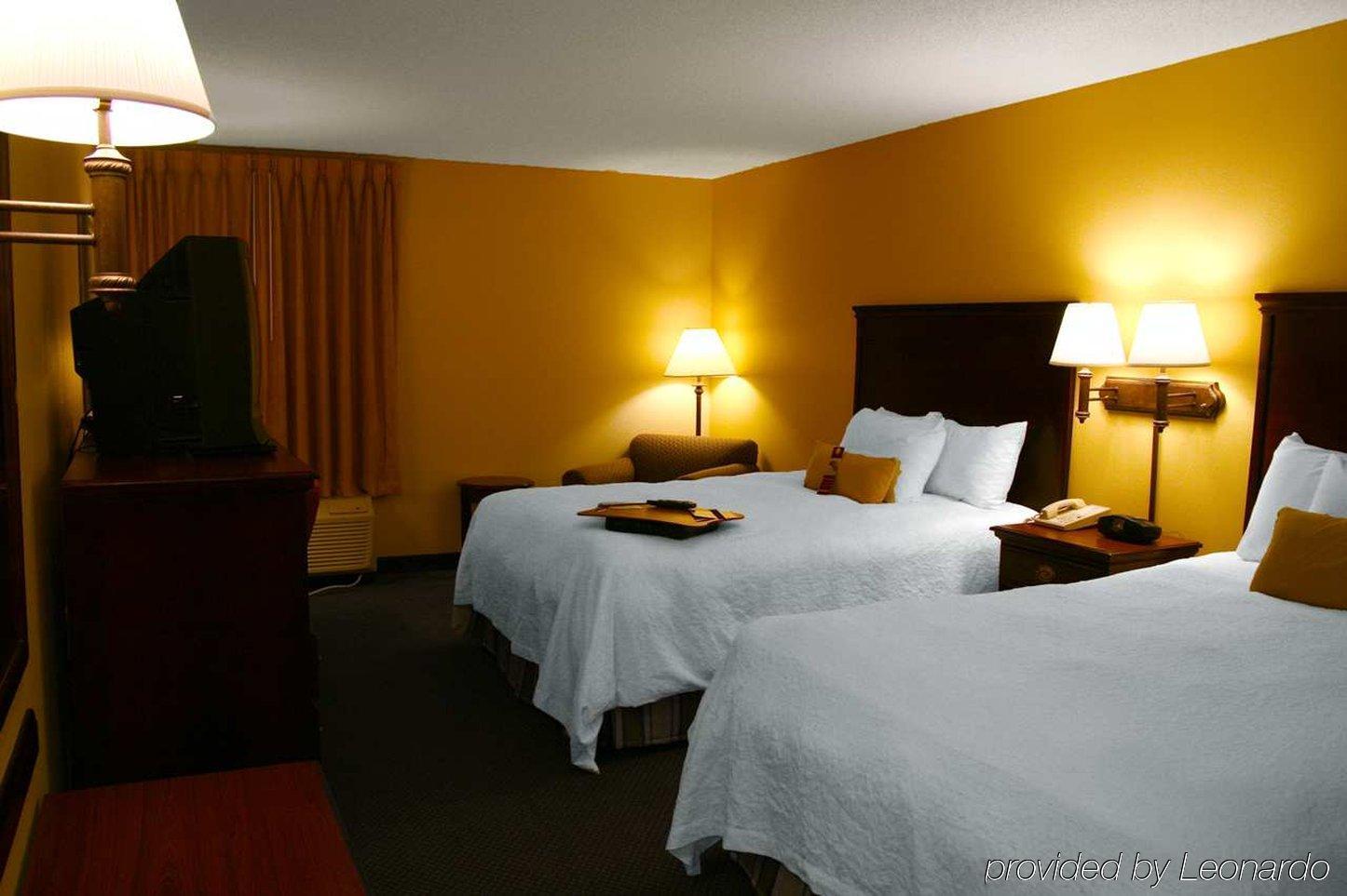 Hampton Inn Warner Robins Quarto foto