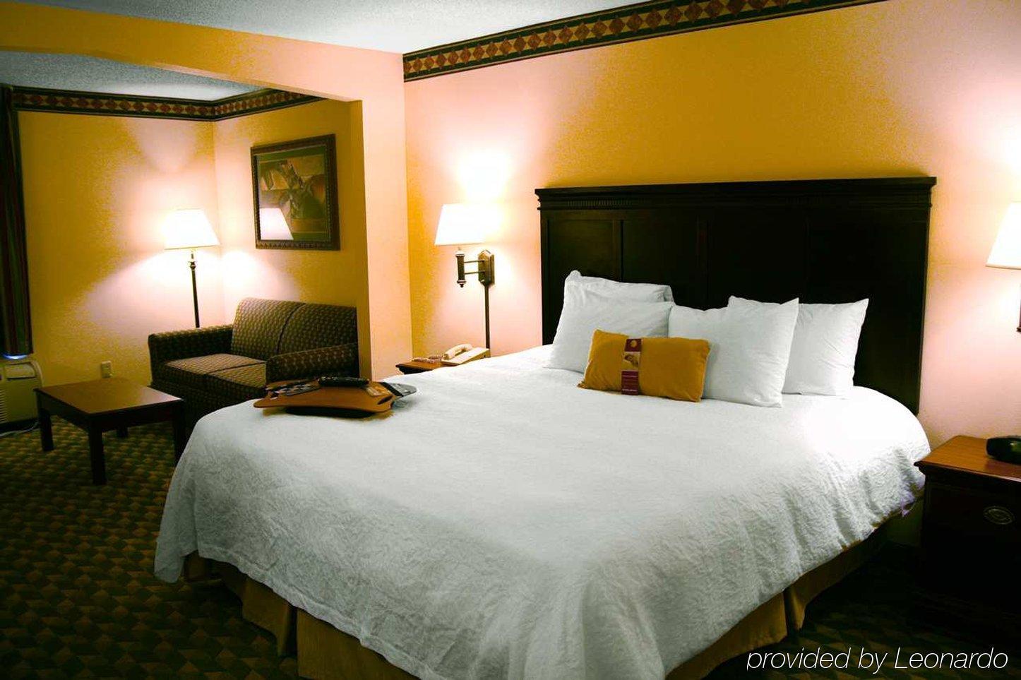 Hampton Inn Warner Robins Quarto foto